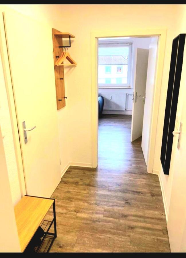 City Apartment Duisburg 2#Netflix &Wlan &Kingsize Bett & Kaffee Maschine & Central & 500M Innenhafen & 2 Min U Bahn Exterior foto
