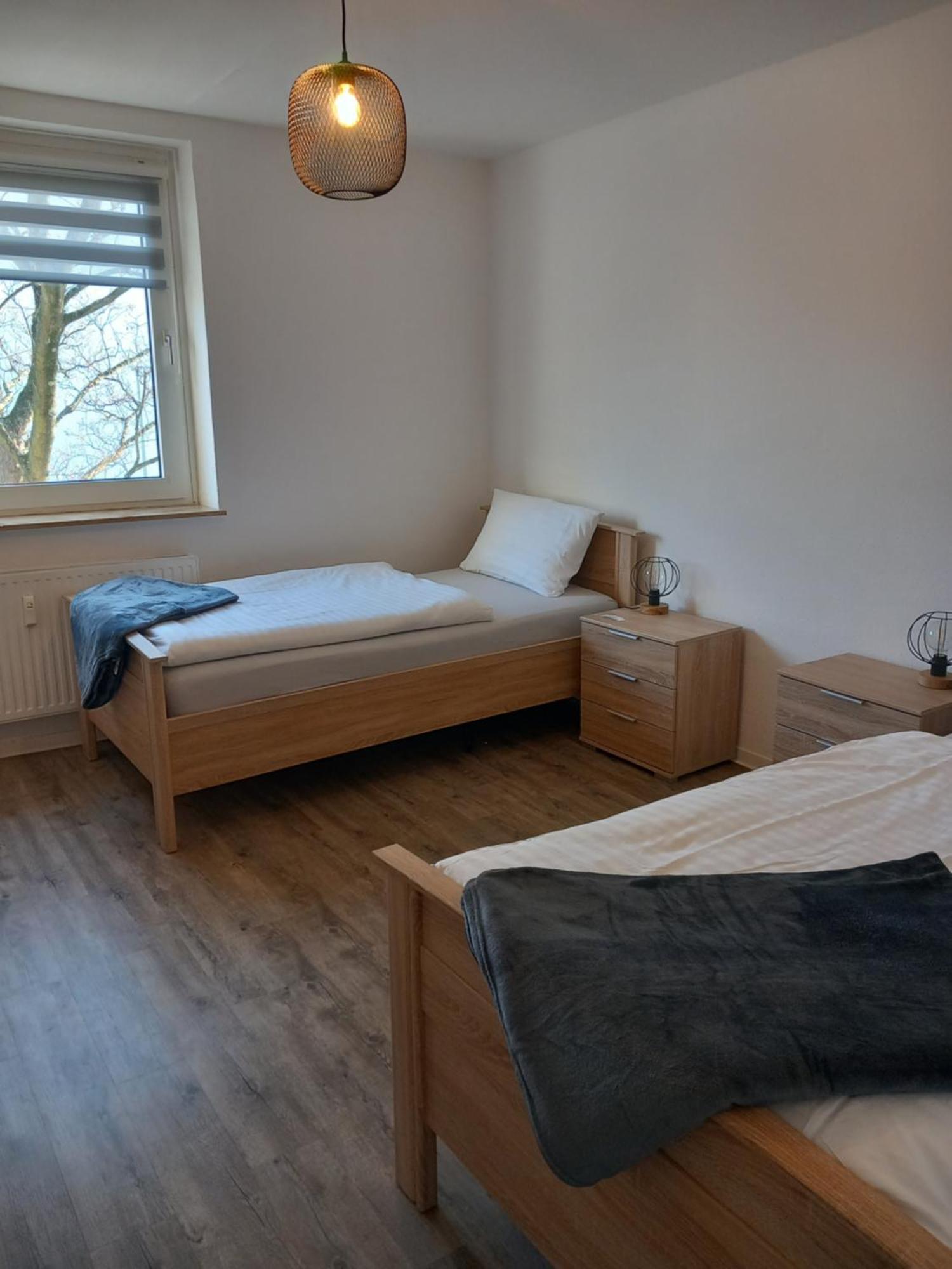 City Apartment Duisburg 2#Netflix &Wlan &Kingsize Bett & Kaffee Maschine & Central & 500M Innenhafen & 2 Min U Bahn Exterior foto